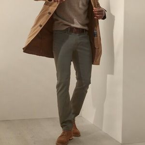 BANANA REPUBLIC FACTORY Slim Travel Pant - (31W 34L)